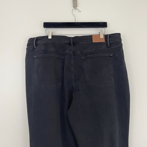 Judy Blue High Rise 90's Straight Leg Distressed Jeans Size 22W - Picture 6 of 6